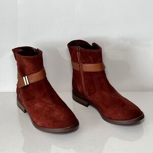 Clarks Camzin Strap Leather Mid Boots
